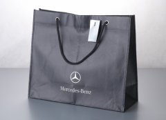 無紡布環(huán)保袋多少錢一個(gè)？超市提倡使用無紡布